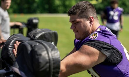 Tyler Linderbaum Returns to Ravens Practice