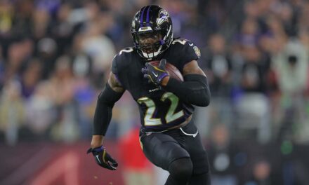 Derrick Henry, Ravens Run Over Bills From Start to Finish