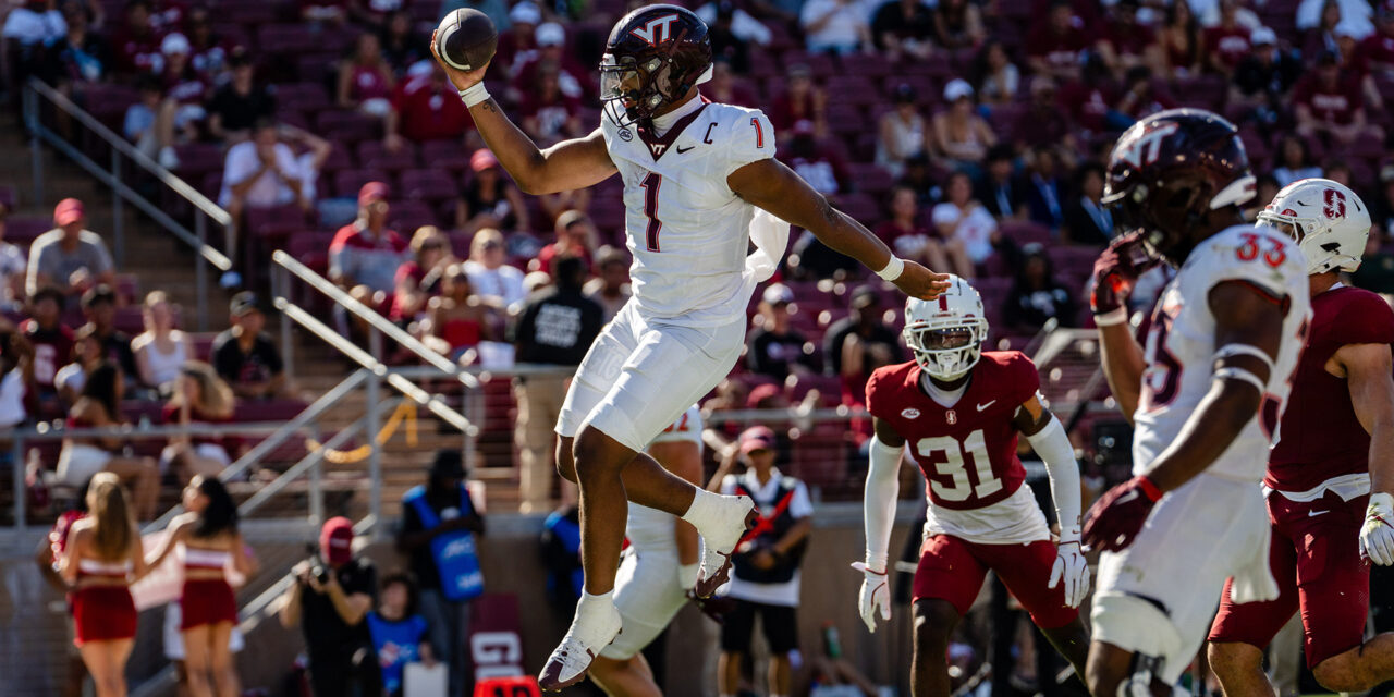 Kyron Drones 2-yd Rushing Touchdown (Stanford)