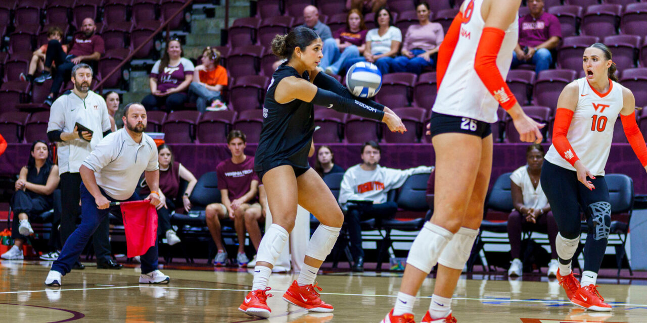 Mangual Duran reaches 1000 career digs vs. Miami