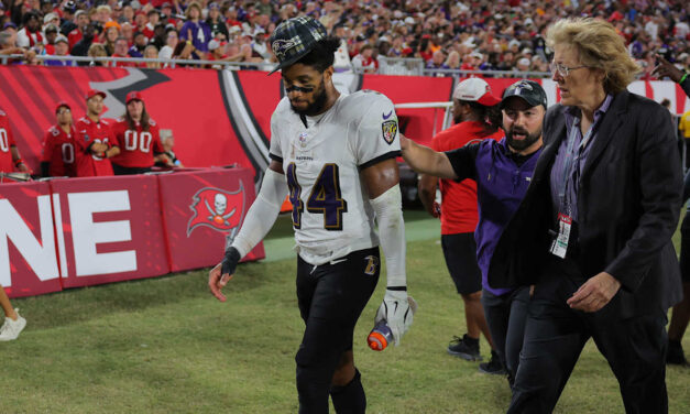 Marlon Humphrey Exits With Knee Injury After Two Interceptions