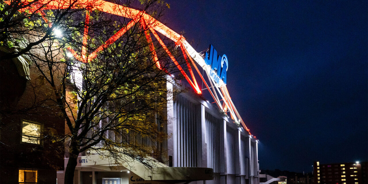 Virginia Tech football arrives at JMA Wireless Dome