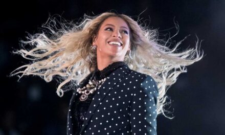 Beyoncé to Perform at Ravens-Texans on Christmas