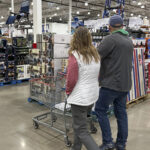 Nation’s largest trade group: holiday sales rose a better-than-expected 4%