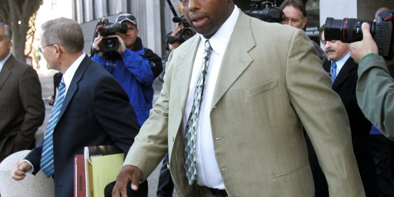 Ex-49er Dana Stubblefield to remain in prison for now after judge denies bail ruling