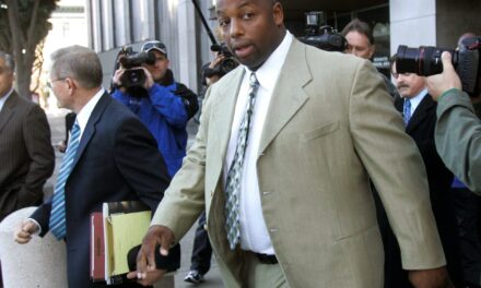 Ex-49er Dana Stubblefield to remain in prison for now after judge denies bail ruling