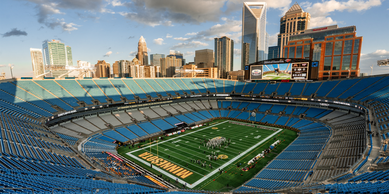 Virginia Tech football arrives at Bank of America Stadium