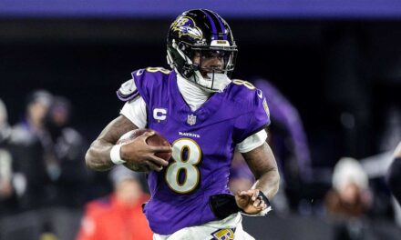 Lamar Jackson Wins Pro Football Writers of America MVP Award