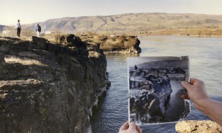 Car being pulled from Columbia River might have belonged to Oregon family that vanished in 1958