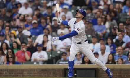 Tucker hits 2-run HR, Cubs score 6 in 8th after giving up 10 in top half to beat Diamondbacks 13-11