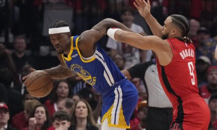 Golden State’s Butler ruled out with pelvis contusion after fall on foul by Rockets’ Thompson