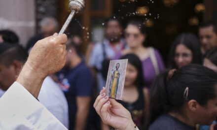 Thousands flock to central Mexico to celebrate Saint Mark’s Day