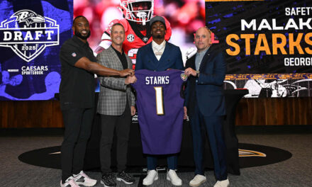 Zach Orr Welcomes Malaki Starks With Open Arms