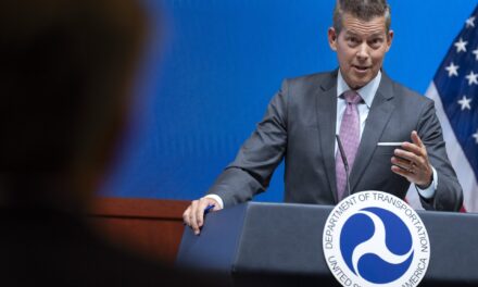 Aborted landings due to Army helicopter near Reagan airport ‘unacceptable,’ top official says