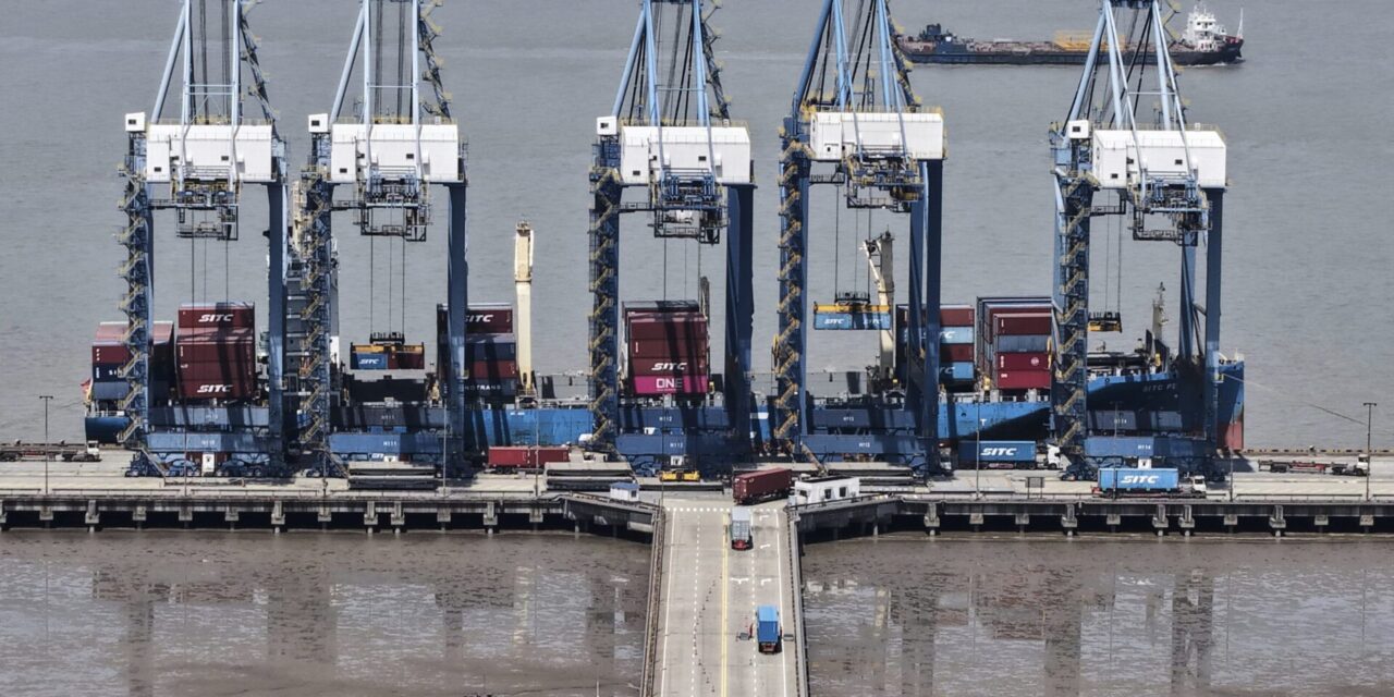 China launches a blitz of policies to help its economy, plans talks with the US on trade