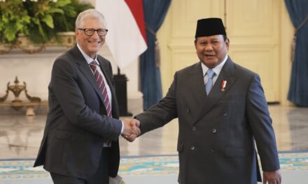 Bill Gates meets Indonesian leader to discuss health and sustainable development initiatives