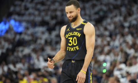 Curry leaves Warriors’ series opener vs. Wolves in 2nd quarter with strained hamstring
