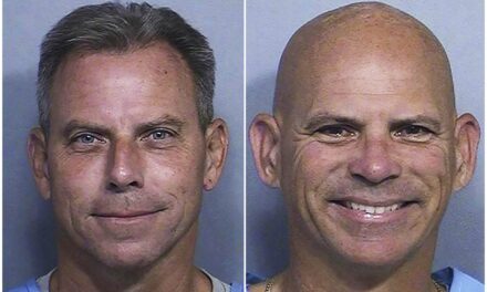 Judge to hear arguments over whether LA prosecutor should be kicked off Menendez case