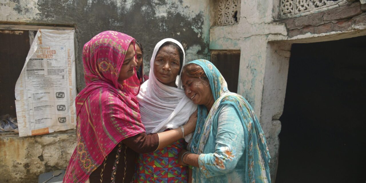 14 people die from drinking toxic liquor in India