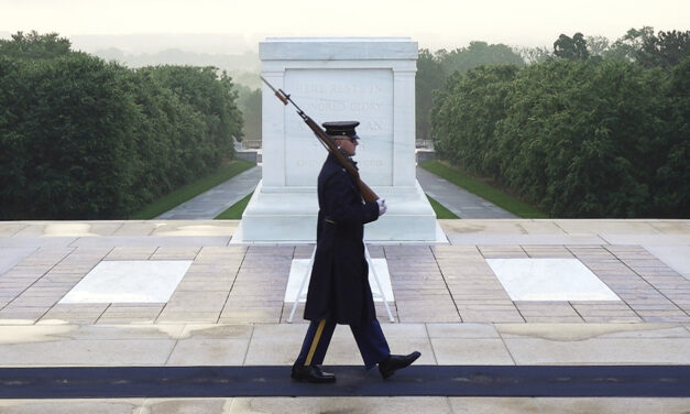 For 1 sentinel, a final walk at Arlington’s Tomb of the Unknown Soldier
