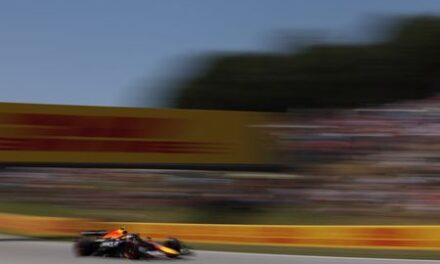 Motor racing-Tsunoda baffled after qualifying last in Spain