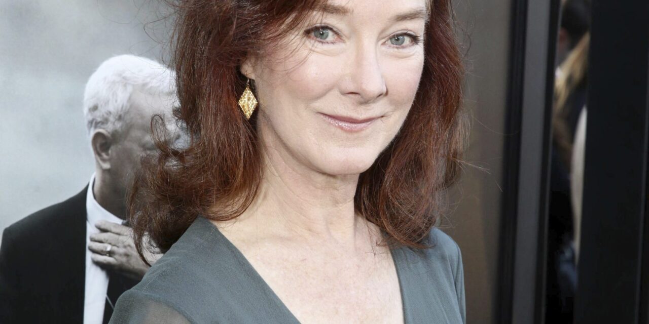 Actor Valerie Mahaffey, ‘Northern Exposure’ Emmy winner, dies after cancer battle, publicist says
