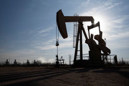 Oil prices on track for solid weekly gains as China and U.S. resume trade talks