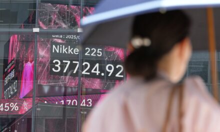 Asian shares mostly gain ahead of Friday’s US jobs report
