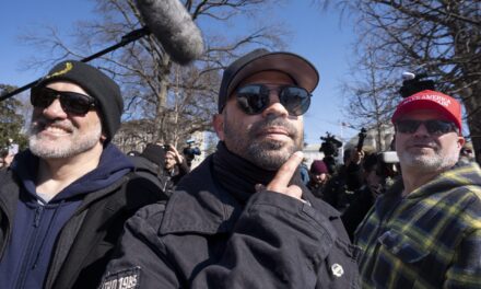 5 Proud Boys sue US government over Jan. 6 prosecutions