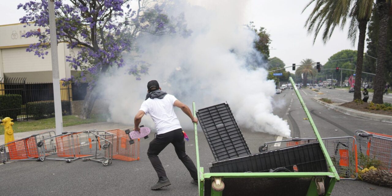 AP PHOTOS: Protesters tear-gassed in Los Angeles after federal immigration arrests