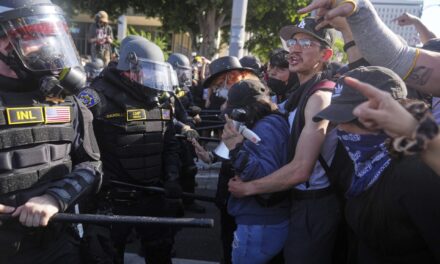Trump vows to “HIT” any protester who spits on police. He pardoned those who did far worse on Jan. 6