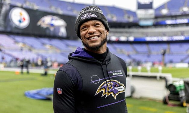 Ravens Legends Get a Crash Course in Scouting From Personnel Department